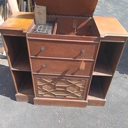 Garage Sale: Mt. Lebanon Community Garage Sale
