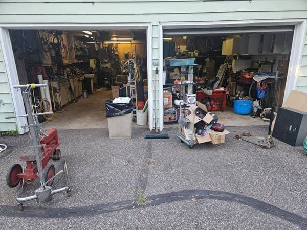 Tool / Garage items sale Saturday only 9- 1 (7-18)