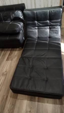 GARAGE SALE ONLINE