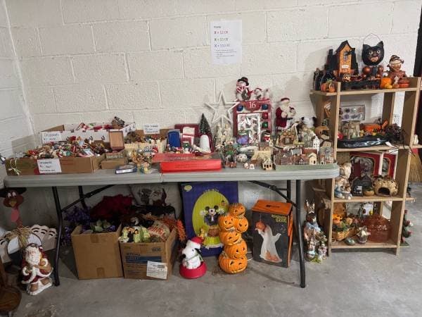 Estate sale Jewelry gold silver Steiff Tupperware cameras figurines