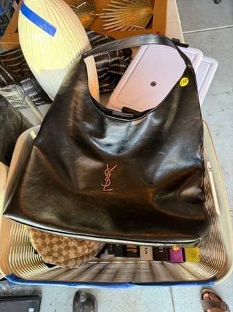 YARD SALE 7am-11