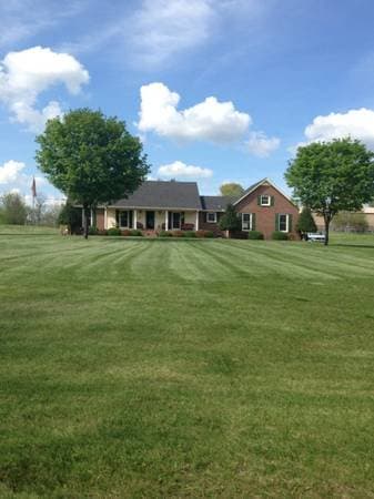 Huge four families Yard Sale