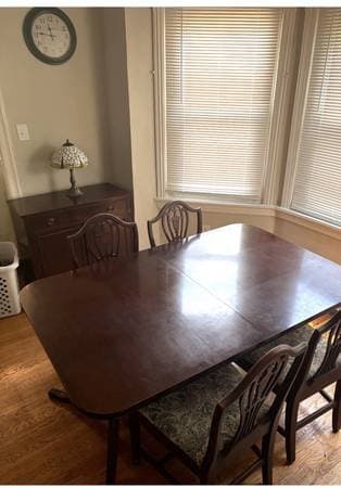 Moving sale