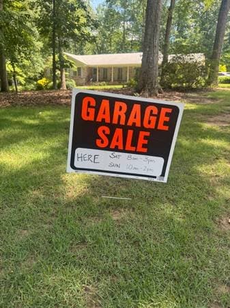 Peachtree City Garage sale